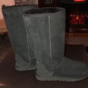 Uggs CLASSIC II TALL BOOT